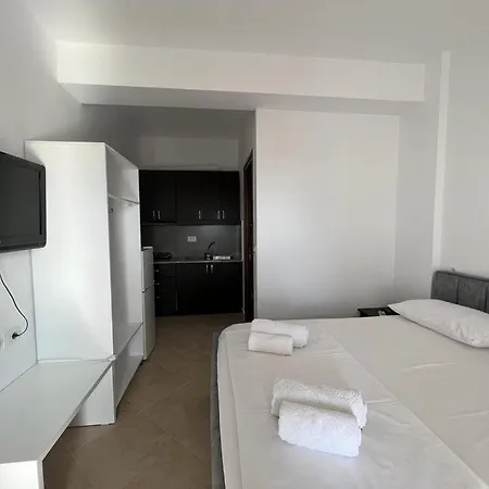 Hotel D&d Ksamil