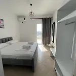 Hotel D&d Ksamil